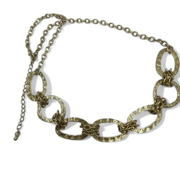 Gold Tone Chunky Stamped Wide Chain Link Necklace 22 in Shiny Textured Modern - Picture 4 of 6